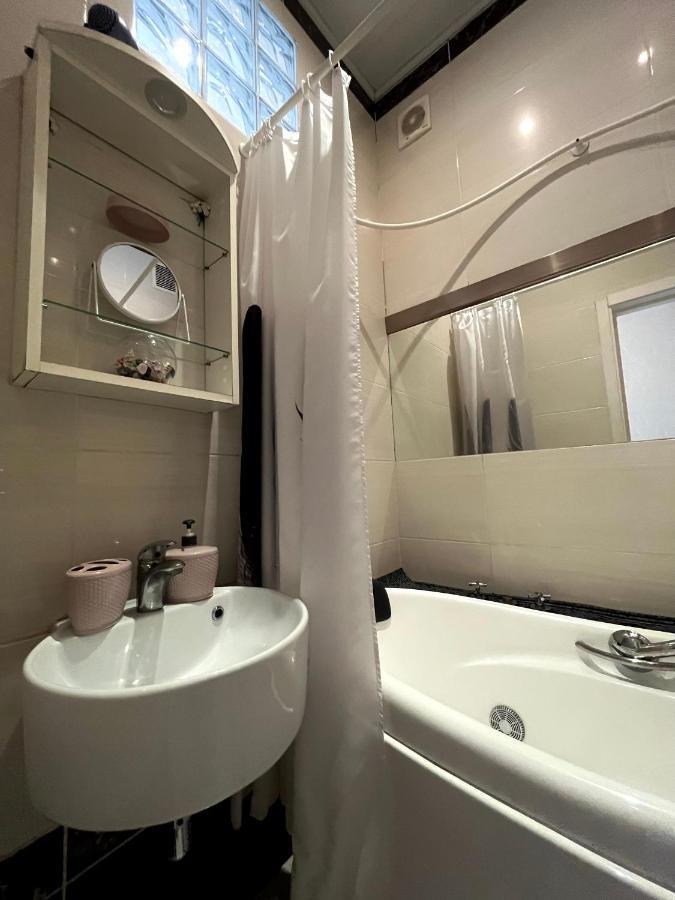 Apartament Світло Є! Історичний Центр! Kijów Zewnętrze zdjęcie